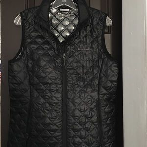 Black Columbia vest